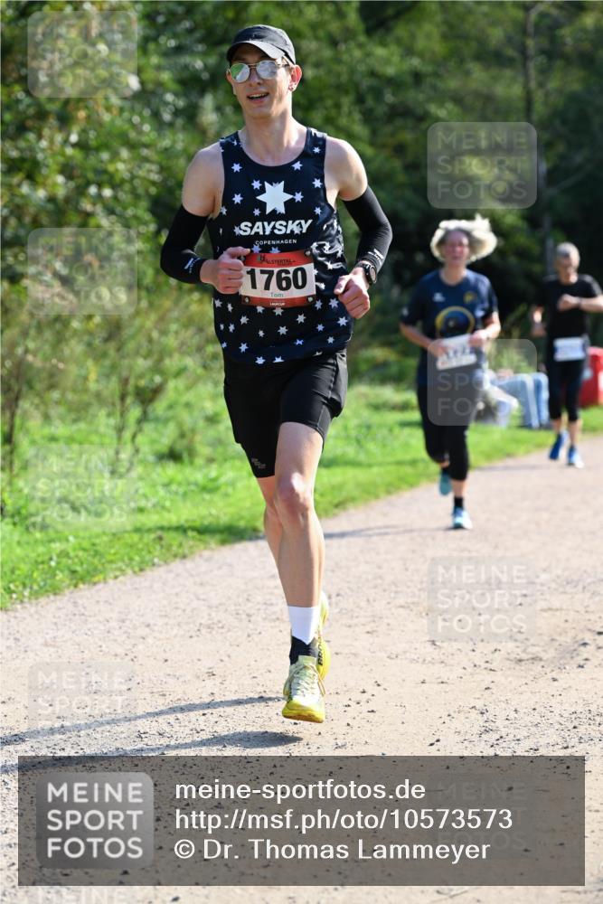 27.09.2026 - 35. Volkslauf durch das schöne Alstertal Dr. Thomas Lammeyer http://msf.ph/oto/10573573 27.09.2026 11:29:03 Laufen 1760, 127 meine-sportfotos.de