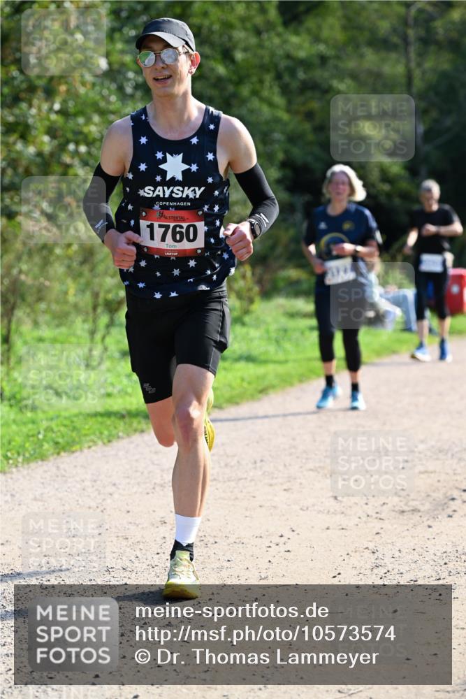 27.09.2026 - 35. Volkslauf durch das schöne Alstertal Dr. Thomas Lammeyer http://msf.ph/oto/10573574 27.09.2026 11:29:03 Laufen 1760, 2121 meine-sportfotos.de
