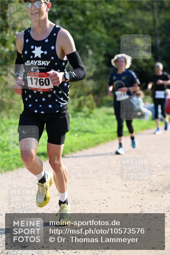 27.09.2026 - 35. Volkslauf durch das schöne Alstertal Dr. Thomas Lammeyer http://msf.ph/oto/10573576 27.09.2026 11:29:03 Laufen 1760 meine-sportfotos.de