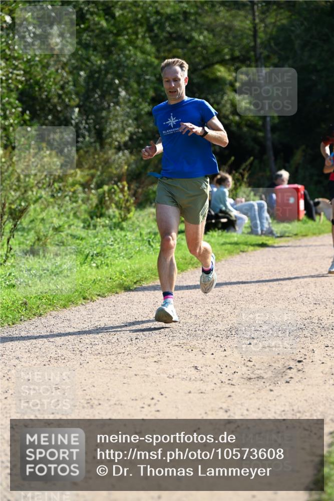 27.09.2026 - 35. Volkslauf durch das schöne Alstertal Dr. Thomas Lammeyer http://msf.ph/oto/10573608 27.09.2026 11:29:09 Laufen  meine-sportfotos.de