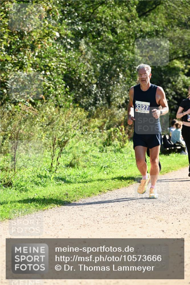 27.09.2026 - 35. Volkslauf durch das schöne Alstertal Dr. Thomas Lammeyer http://msf.ph/oto/10573666 27.09.2026 11:29:30 Laufen 3327 meine-sportfotos.de