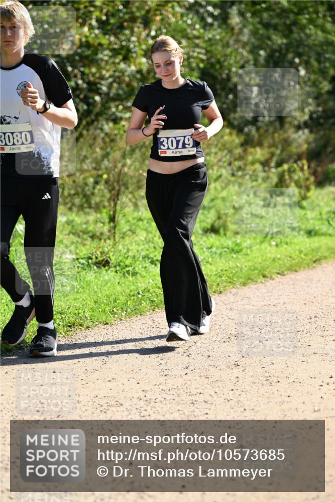 27.09.2026 - 35. Volkslauf durch das schöne Alstertal Dr. Thomas Lammeyer http://msf.ph/oto/10573685 27.09.2026 11:29:32 Laufen 3080, 3079 meine-sportfotos.de
