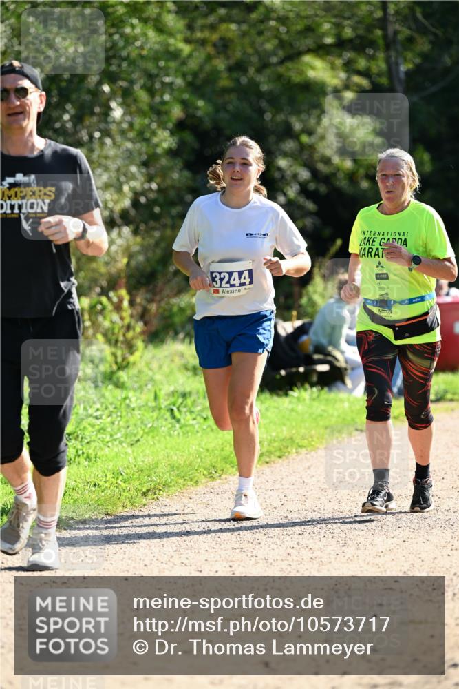 27.09.2026 - 35. Volkslauf durch das schöne Alstertal Dr. Thomas Lammeyer http://msf.ph/oto/10573717 27.09.2026 11:29:42 Laufen 3244 meine-sportfotos.de