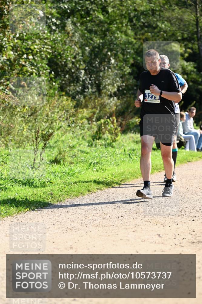 27.09.2026 - 35. Volkslauf durch das schöne Alstertal Dr. Thomas Lammeyer http://msf.ph/oto/10573737 27.09.2026 11:29:51 Laufen 3279 meine-sportfotos.de