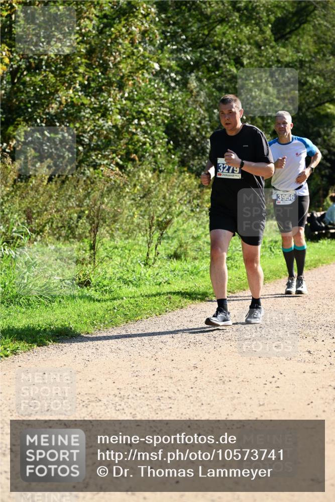 27.09.2026 - 35. Volkslauf durch das schöne Alstertal Dr. Thomas Lammeyer http://msf.ph/oto/10573741 27.09.2026 11:29:52 Laufen 3279, 3956 meine-sportfotos.de