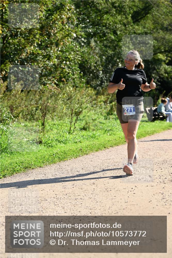 27.09.2026 - 35. Volkslauf durch das schöne Alstertal Dr. Thomas Lammeyer http://msf.ph/oto/10573772 27.09.2026 11:29:58 Laufen 271 meine-sportfotos.de