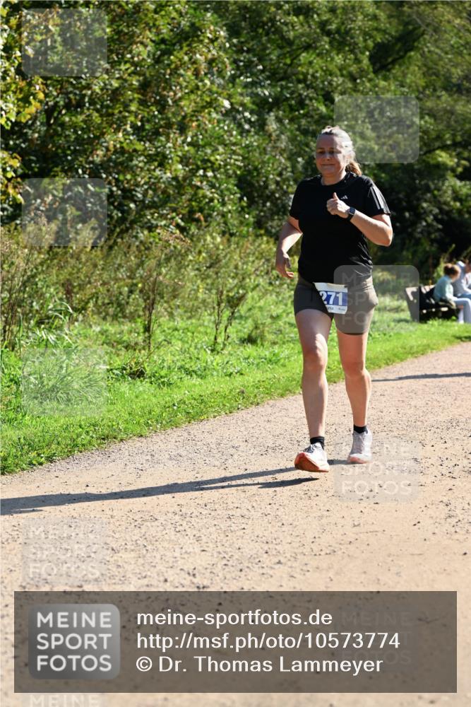 27.09.2026 - 35. Volkslauf durch das schöne Alstertal Dr. Thomas Lammeyer http://msf.ph/oto/10573774 27.09.2026 11:29:58 Laufen 271 meine-sportfotos.de