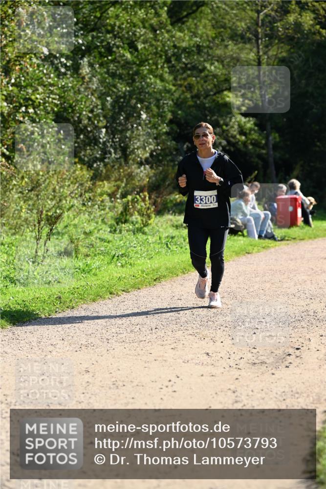 27.09.2026 - 35. Volkslauf durch das schöne Alstertal Dr. Thomas Lammeyer http://msf.ph/oto/10573793 27.09.2026 11:30:03 Laufen 3300 meine-sportfotos.de