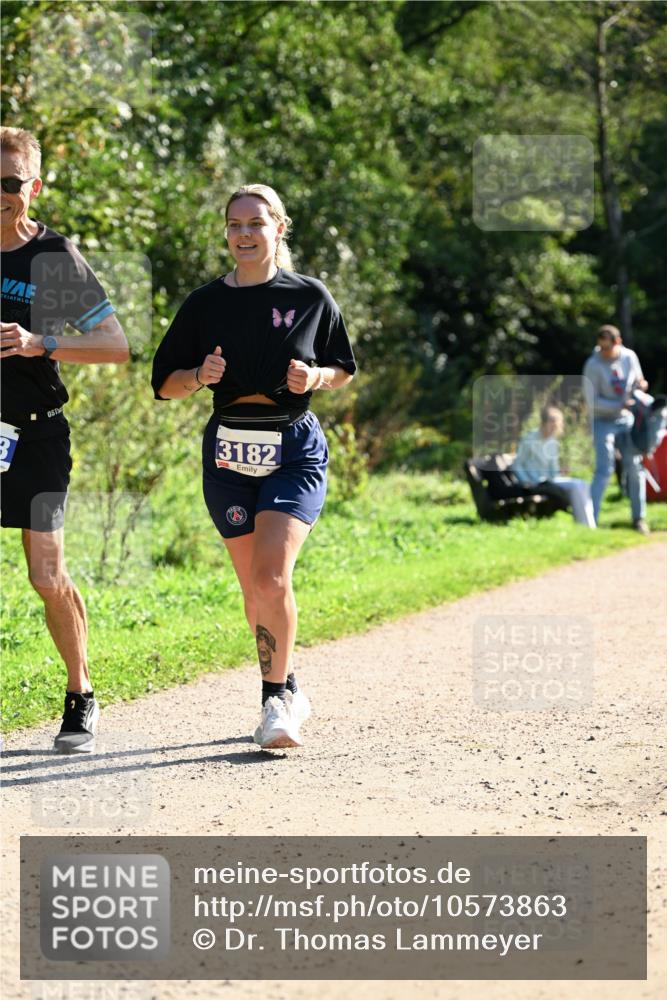 27.09.2026 - 35. Volkslauf durch das schöne Alstertal Dr. Thomas Lammeyer http://msf.ph/oto/10573863 27.09.2026 11:30:21 Laufen 3182 meine-sportfotos.de