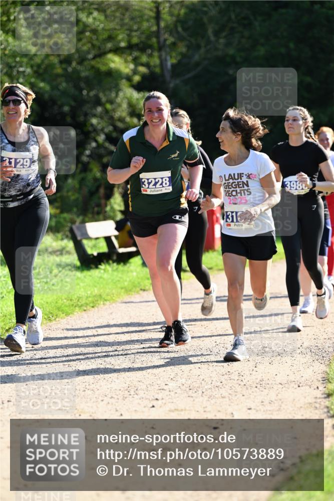 27.09.2026 - 35. Volkslauf durch das schöne Alstertal Dr. Thomas Lammeyer http://msf.ph/oto/10573889 27.09.2026 11:30:34 Laufen 3129, 3228, 2025, 310, 3980 meine-sportfotos.de