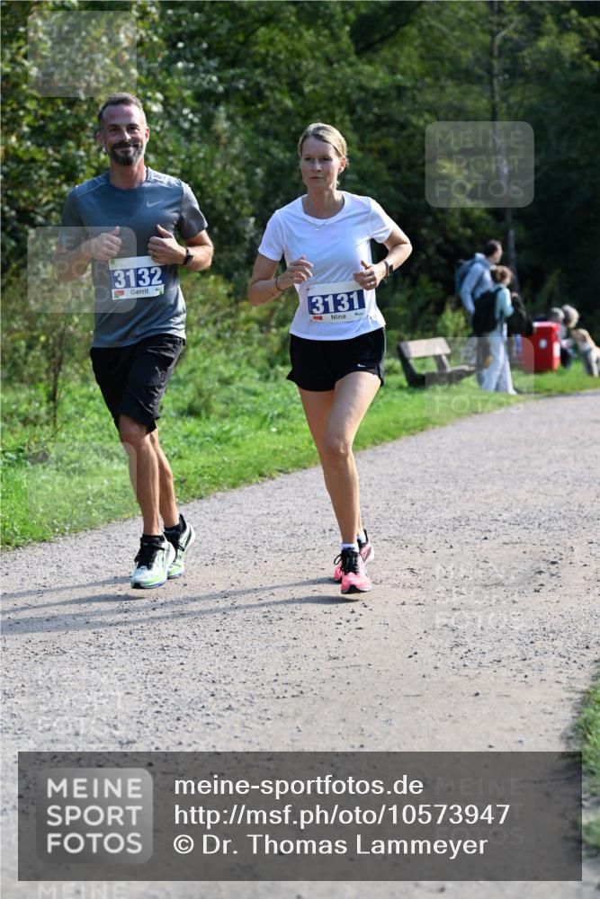 27.09.2026 - 35. Volkslauf durch das schöne Alstertal Dr. Thomas Lammeyer http://msf.ph/oto/10573947 27.09.2026 11:30:45 Laufen 3132, 3131 meine-sportfotos.de