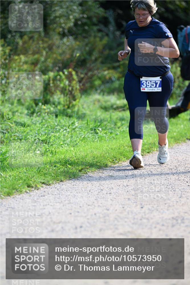 27.09.2026 - 35. Volkslauf durch das schöne Alstertal Dr. Thomas Lammeyer http://msf.ph/oto/10573950 27.09.2026 11:30:49 Laufen 3957 meine-sportfotos.de