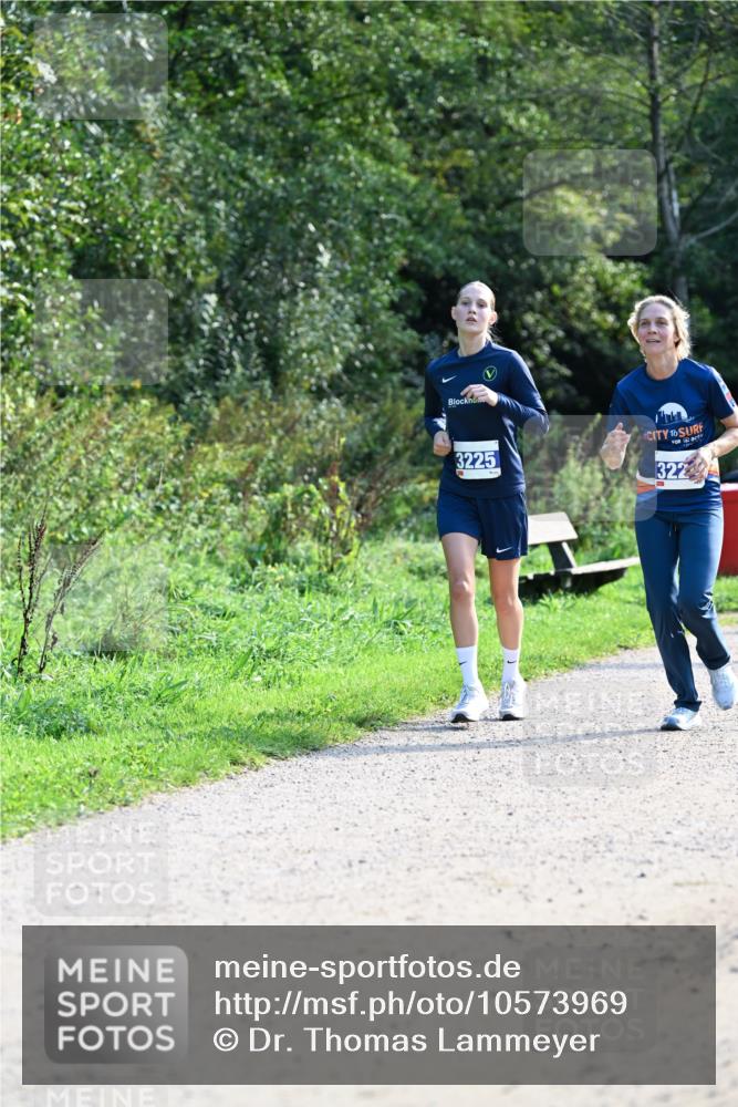 27.09.2026 - 35. Volkslauf durch das schöne Alstertal Dr. Thomas Lammeyer http://msf.ph/oto/10573969 27.09.2026 11:30:55 Laufen 3225, 322 meine-sportfotos.de
