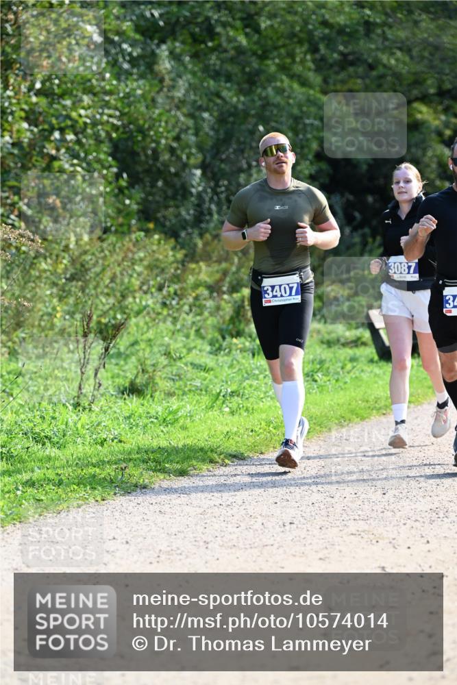 27.09.2026 - 35. Volkslauf durch das schöne Alstertal Dr. Thomas Lammeyer http://msf.ph/oto/10574014 27.09.2026 11:31:01 Laufen 3407, 3087 meine-sportfotos.de