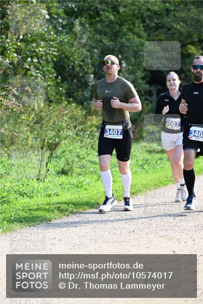 27.09.2026 - 35. Volkslauf durch das schöne Alstertal Dr. Thomas Lammeyer http://msf.ph/oto/10574017 27.09.2026 11:31:01 Laufen 3407, 3087, 340 meine-sportfotos.de
