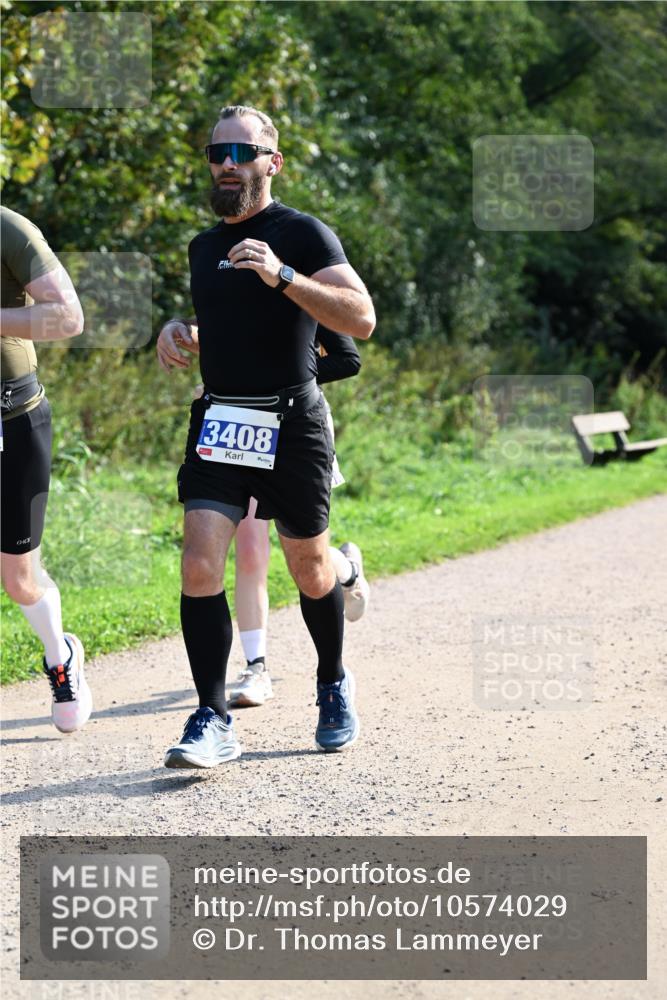27.09.2026 - 35. Volkslauf durch das schöne Alstertal Dr. Thomas Lammeyer http://msf.ph/oto/10574029 27.09.2026 11:31:03 Laufen 3408 meine-sportfotos.de