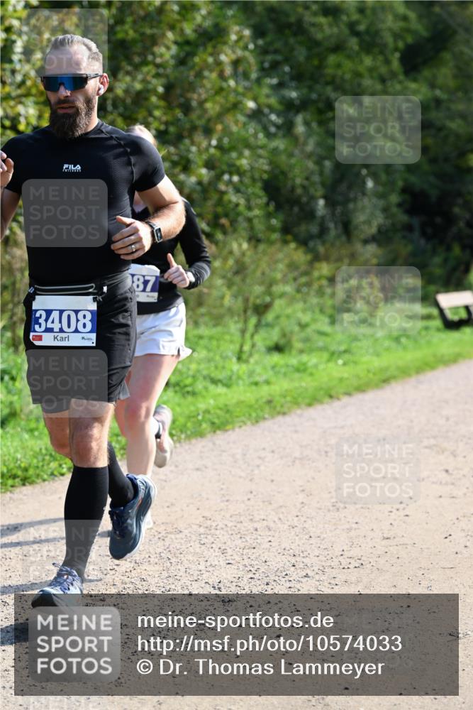 27.09.2026 - 35. Volkslauf durch das schöne Alstertal Dr. Thomas Lammeyer http://msf.ph/oto/10574033 27.09.2026 11:31:04 Laufen 3408, 87 meine-sportfotos.de