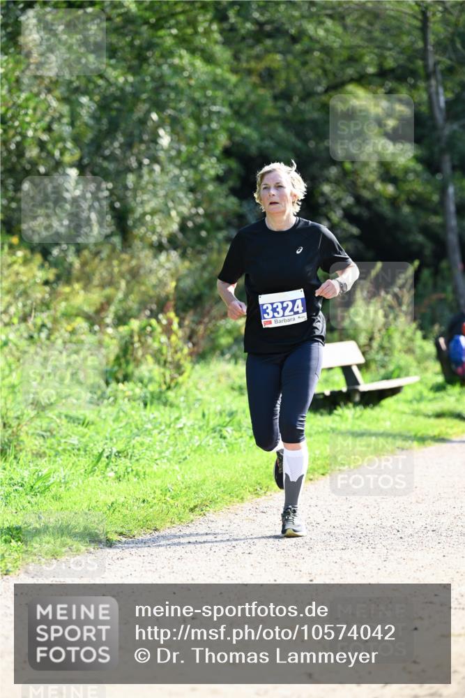 27.09.2026 - 35. Volkslauf durch das schöne Alstertal Dr. Thomas Lammeyer http://msf.ph/oto/10574042 27.09.2026 11:31:11 Laufen 3324 meine-sportfotos.de