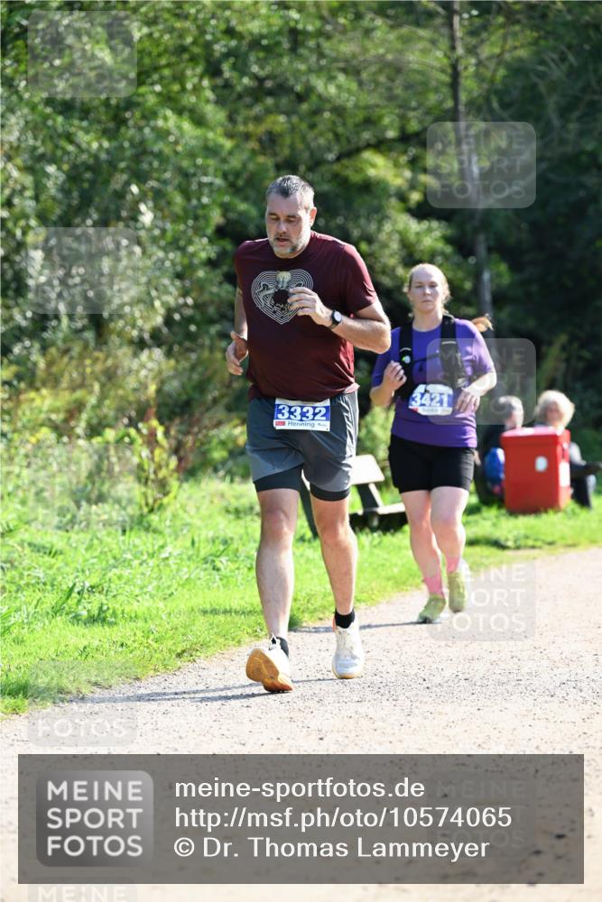 27.09.2026 - 35. Volkslauf durch das schöne Alstertal Dr. Thomas Lammeyer http://msf.ph/oto/10574065 27.09.2026 11:31:14 Laufen 3332, 3421 meine-sportfotos.de