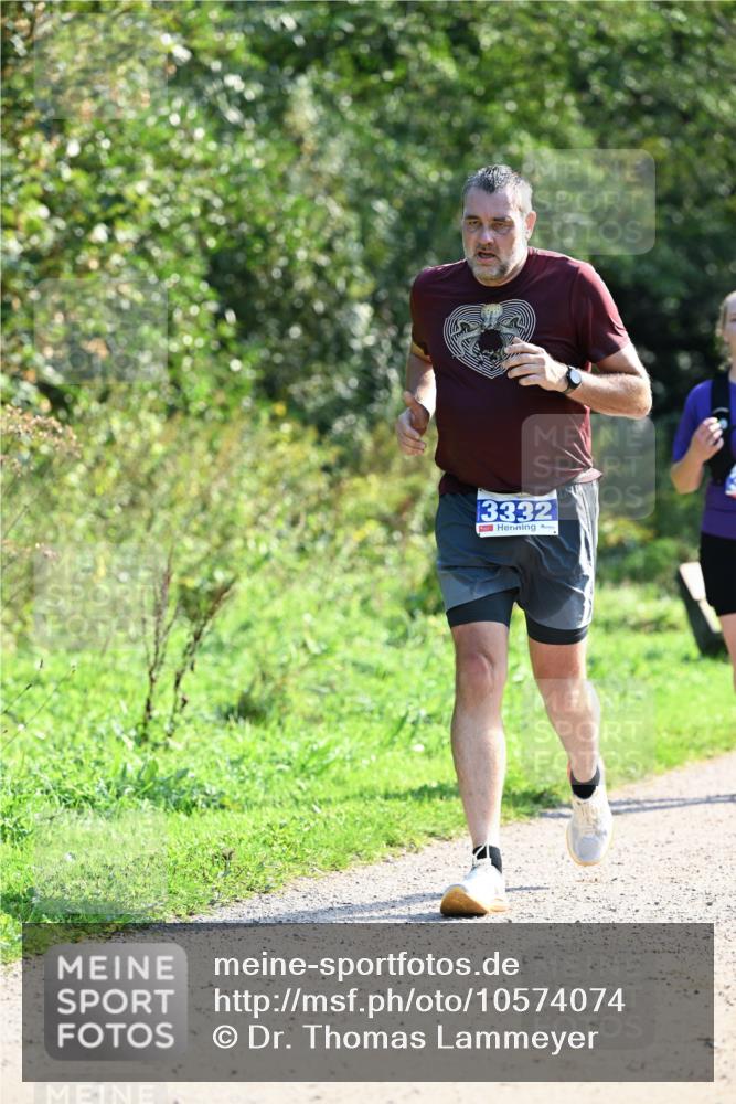 27.09.2026 - 35. Volkslauf durch das schöne Alstertal Dr. Thomas Lammeyer http://msf.ph/oto/10574074 27.09.2026 11:31:15 Laufen 13332 meine-sportfotos.de