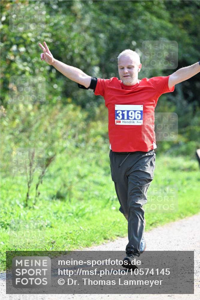 27.09.2026 - 35. Volkslauf durch das schöne Alstertal Dr. Thomas Lammeyer http://msf.ph/oto/10574145 27.09.2026 11:31:35 Laufen 3196 meine-sportfotos.de