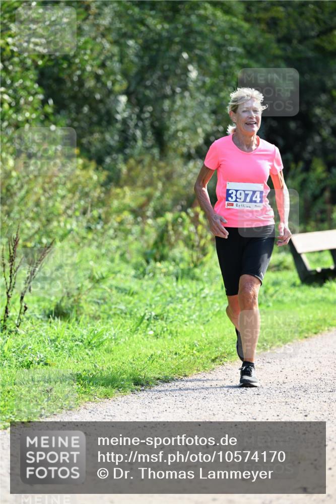 27.09.2026 - 35. Volkslauf durch das schöne Alstertal Dr. Thomas Lammeyer http://msf.ph/oto/10574170 27.09.2026 11:31:39 Laufen 3974 meine-sportfotos.de
