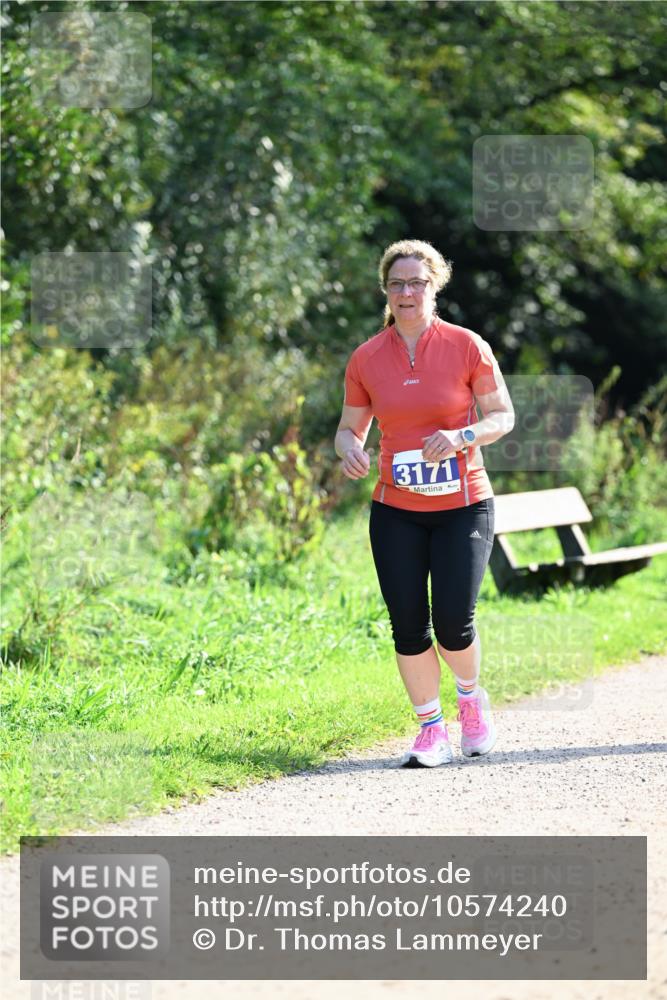 27.09.2026 - 35. Volkslauf durch das schöne Alstertal Dr. Thomas Lammeyer http://msf.ph/oto/10574240 27.09.2026 11:31:52 Laufen 3171 meine-sportfotos.de