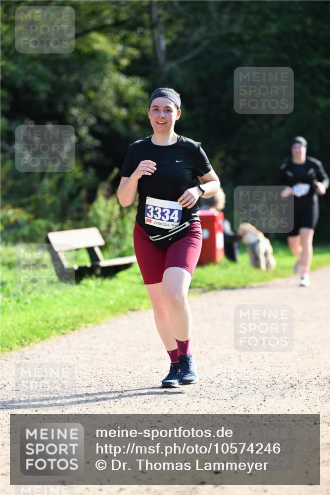 27.09.2026 - 35. Volkslauf durch das schöne Alstertal Dr. Thomas Lammeyer http://msf.ph/oto/10574246 27.09.2026 11:31:53 Laufen 3334 meine-sportfotos.de