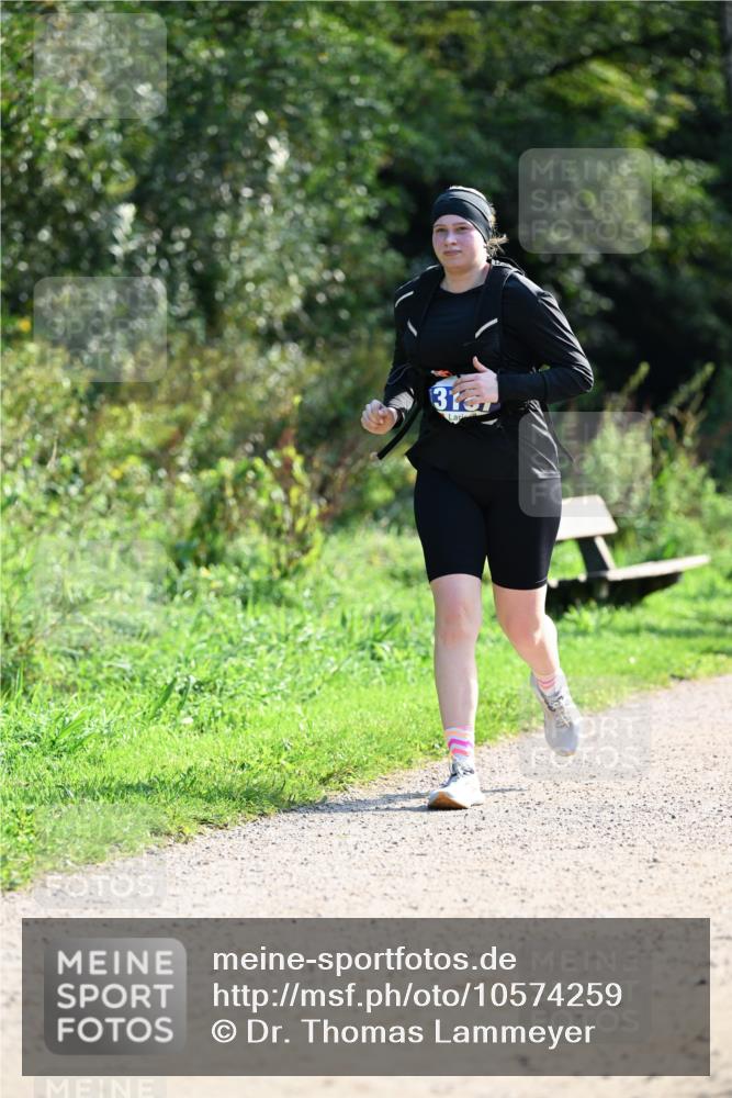 27.09.2026 - 35. Volkslauf durch das schöne Alstertal Dr. Thomas Lammeyer http://msf.ph/oto/10574259 27.09.2026 11:31:58 Laufen 3157 meine-sportfotos.de