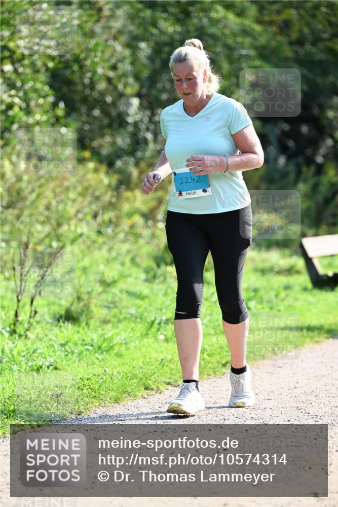 27.09.2026 - 35. Volkslauf durch das schöne Alstertal Dr. Thomas Lammeyer http://msf.ph/oto/10574314 27.09.2026 11:32:08 Laufen 2242 meine-sportfotos.de