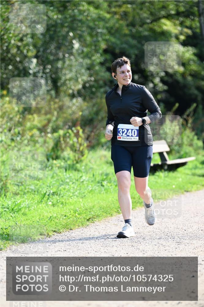 27.09.2026 - 35. Volkslauf durch das schöne Alstertal Dr. Thomas Lammeyer http://msf.ph/oto/10574325 27.09.2026 11:32:10 Laufen 3240 meine-sportfotos.de