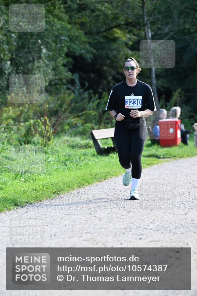27.09.2026 - 35. Volkslauf durch das schöne Alstertal Dr. Thomas Lammeyer http://msf.ph/oto/10574387 27.09.2026 11:32:27 Laufen 3230 meine-sportfotos.de