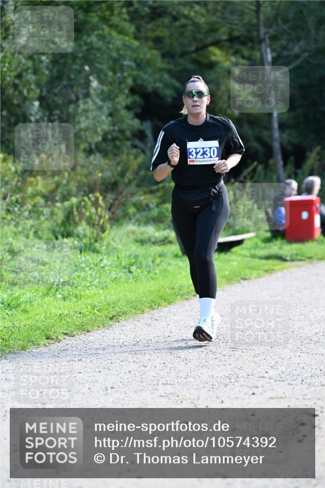 27.09.2026 - 35. Volkslauf durch das schöne Alstertal Dr. Thomas Lammeyer http://msf.ph/oto/10574392 27.09.2026 11:32:27 Laufen 3230 meine-sportfotos.de