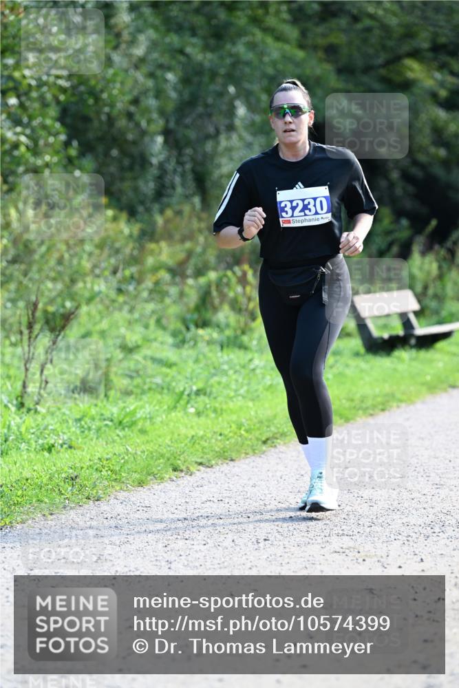 27.09.2026 - 35. Volkslauf durch das schöne Alstertal Dr. Thomas Lammeyer http://msf.ph/oto/10574399 27.09.2026 11:32:28 Laufen 3230 meine-sportfotos.de