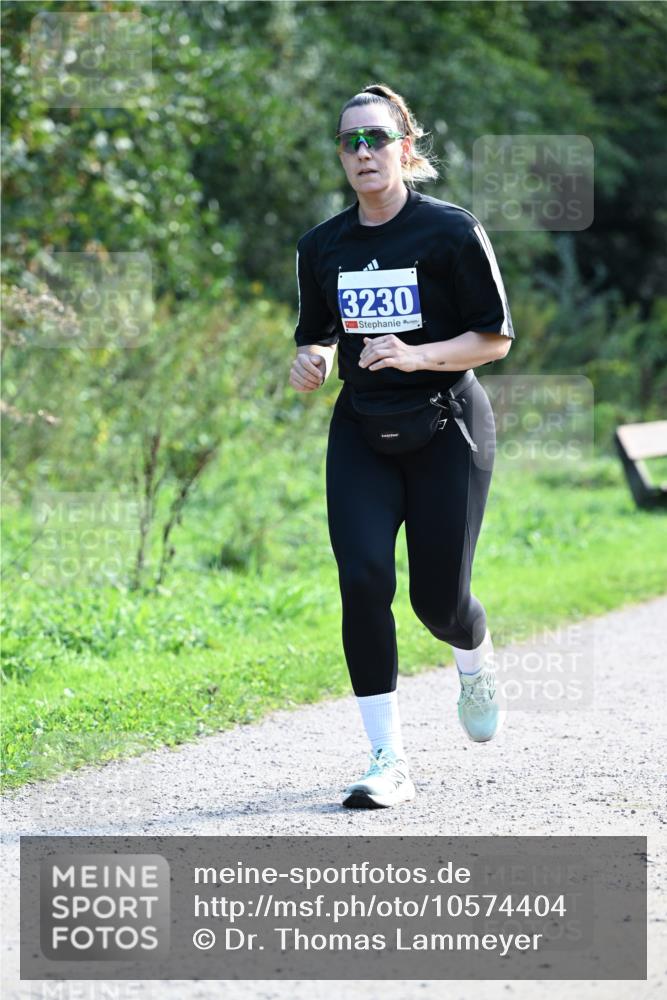 27.09.2026 - 35. Volkslauf durch das schöne Alstertal Dr. Thomas Lammeyer http://msf.ph/oto/10574404 27.09.2026 11:32:28 Laufen 3230 meine-sportfotos.de