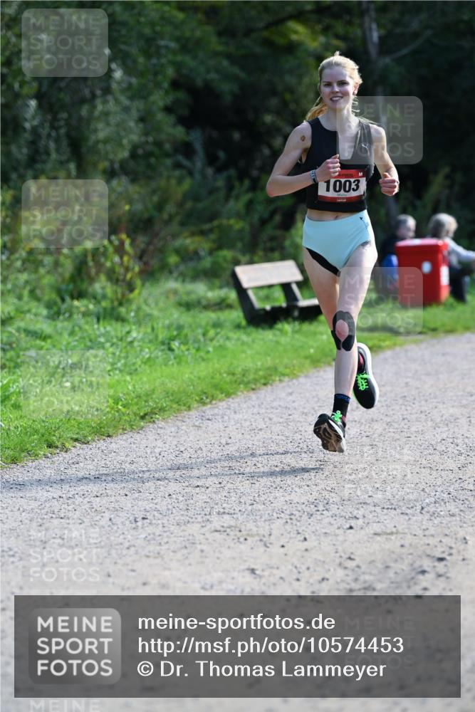 27.09.2026 - 35. Volkslauf durch das schöne Alstertal Dr. Thomas Lammeyer http://msf.ph/oto/10574453 27.09.2026 11:32:44 Laufen 1003 meine-sportfotos.de