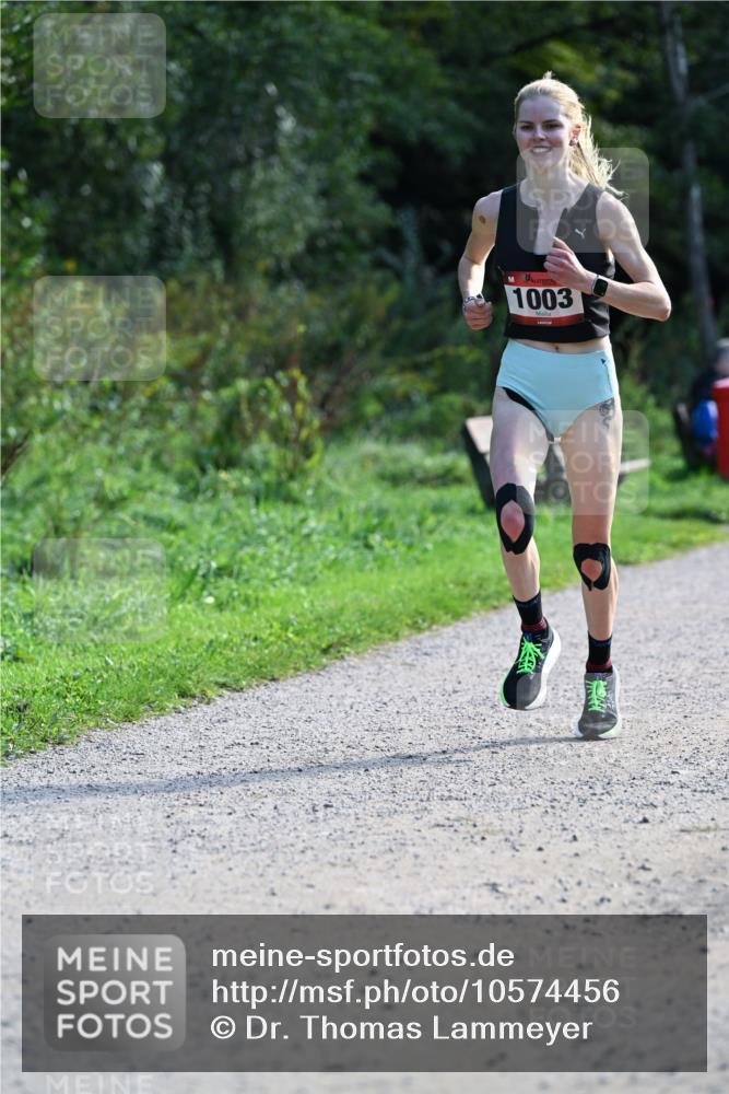 27.09.2026 - 35. Volkslauf durch das schöne Alstertal Dr. Thomas Lammeyer http://msf.ph/oto/10574456 27.09.2026 11:32:44 Laufen 1003 meine-sportfotos.de