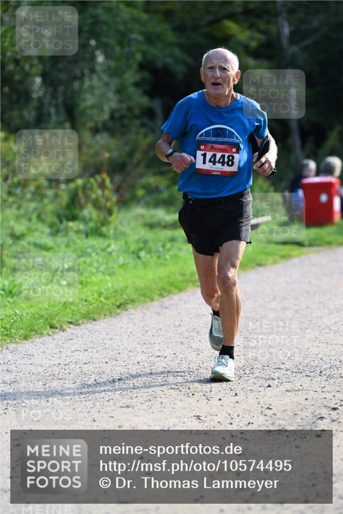 27.09.2026 - 35. Volkslauf durch das schöne Alstertal Dr. Thomas Lammeyer http://msf.ph/oto/10574495 27.09.2026 11:32:52 Laufen 1448 meine-sportfotos.de