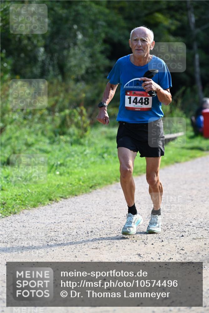 27.09.2026 - 35. Volkslauf durch das schöne Alstertal Dr. Thomas Lammeyer http://msf.ph/oto/10574496 27.09.2026 11:32:52 Laufen 1448 meine-sportfotos.de