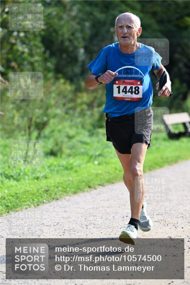 27.09.2026 - 35. Volkslauf durch das schöne Alstertal Dr. Thomas Lammeyer http://msf.ph/oto/10574500 27.09.2026 11:32:52 Laufen 1448 meine-sportfotos.de
