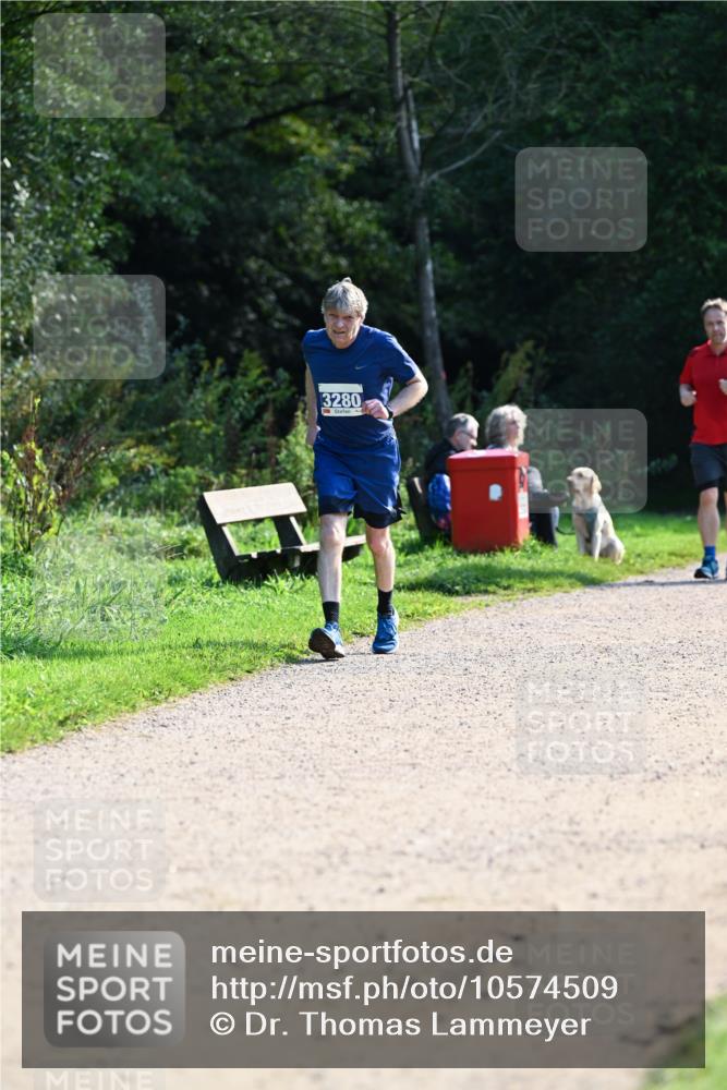27.09.2026 - 35. Volkslauf durch das schöne Alstertal Dr. Thomas Lammeyer http://msf.ph/oto/10574509 27.09.2026 11:32:56 Laufen 3280 meine-sportfotos.de