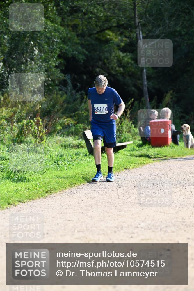 27.09.2026 - 35. Volkslauf durch das schöne Alstertal Dr. Thomas Lammeyer http://msf.ph/oto/10574515 27.09.2026 11:32:56 Laufen 3280 meine-sportfotos.de