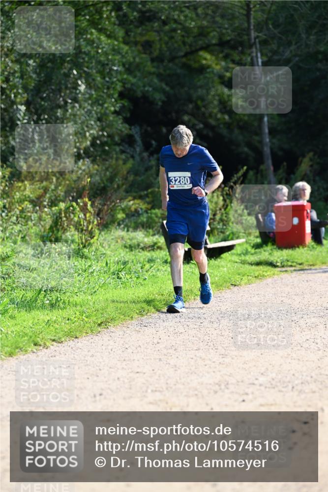 27.09.2026 - 35. Volkslauf durch das schöne Alstertal Dr. Thomas Lammeyer http://msf.ph/oto/10574516 27.09.2026 11:32:57 Laufen 3280 meine-sportfotos.de