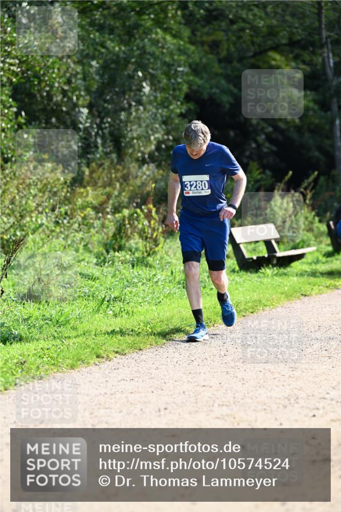 27.09.2026 - 35. Volkslauf durch das schöne Alstertal Dr. Thomas Lammeyer http://msf.ph/oto/10574524 27.09.2026 11:32:57 Laufen 3280 meine-sportfotos.de