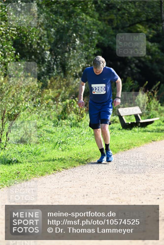 27.09.2026 - 35. Volkslauf durch das schöne Alstertal Dr. Thomas Lammeyer http://msf.ph/oto/10574525 27.09.2026 11:32:58 Laufen 3280 meine-sportfotos.de