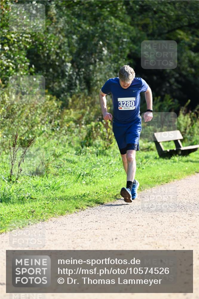 27.09.2026 - 35. Volkslauf durch das schöne Alstertal Dr. Thomas Lammeyer http://msf.ph/oto/10574526 27.09.2026 11:32:58 Laufen 3280 meine-sportfotos.de