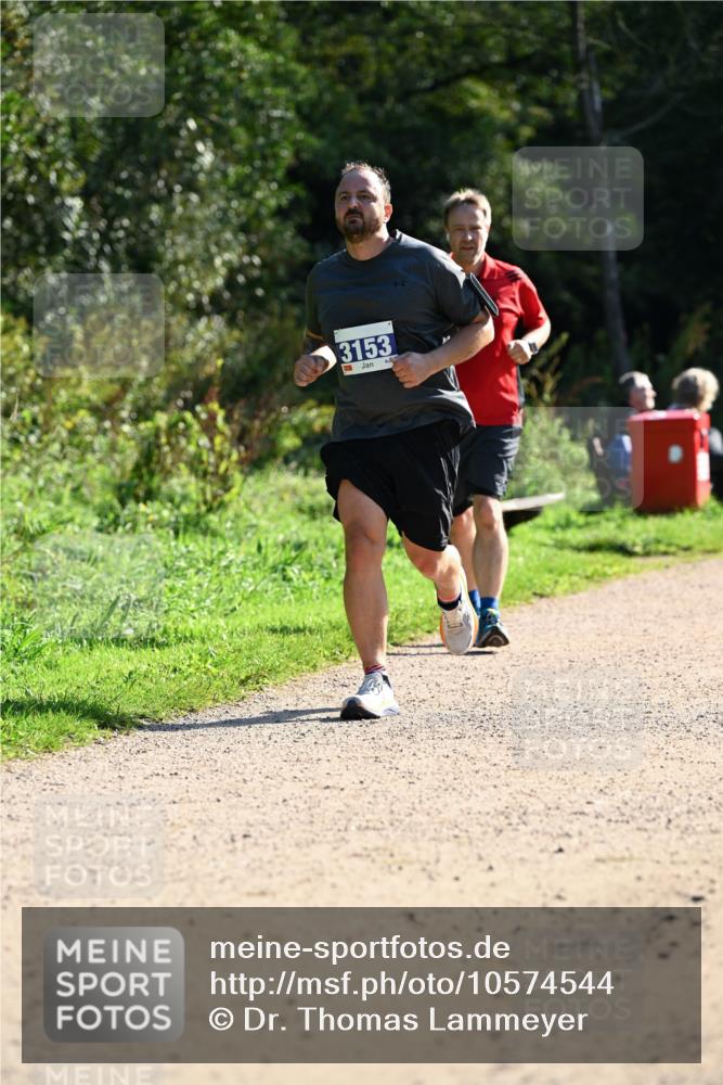27.09.2026 - 35. Volkslauf durch das schöne Alstertal Dr. Thomas Lammeyer http://msf.ph/oto/10574544 27.09.2026 11:33:02 Laufen 3153 meine-sportfotos.de