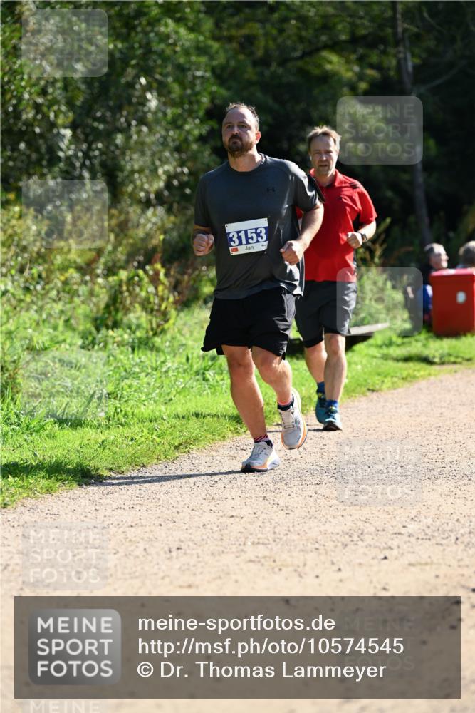 27.09.2026 - 35. Volkslauf durch das schöne Alstertal Dr. Thomas Lammeyer http://msf.ph/oto/10574545 27.09.2026 11:33:02 Laufen 3153 meine-sportfotos.de