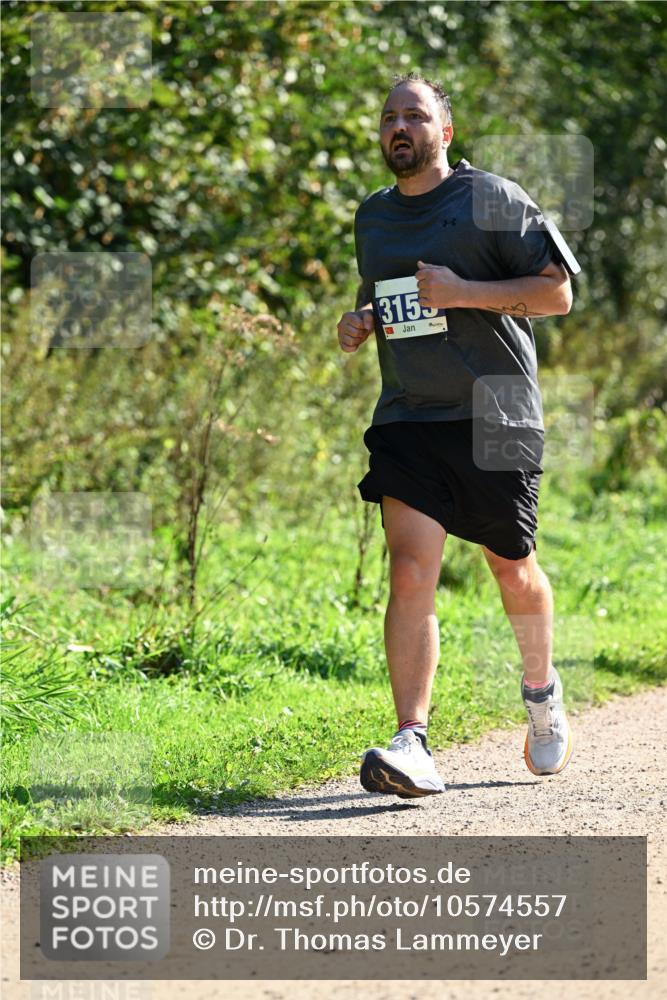 27.09.2026 - 35. Volkslauf durch das schöne Alstertal Dr. Thomas Lammeyer http://msf.ph/oto/10574557 27.09.2026 11:33:03 Laufen 315 meine-sportfotos.de