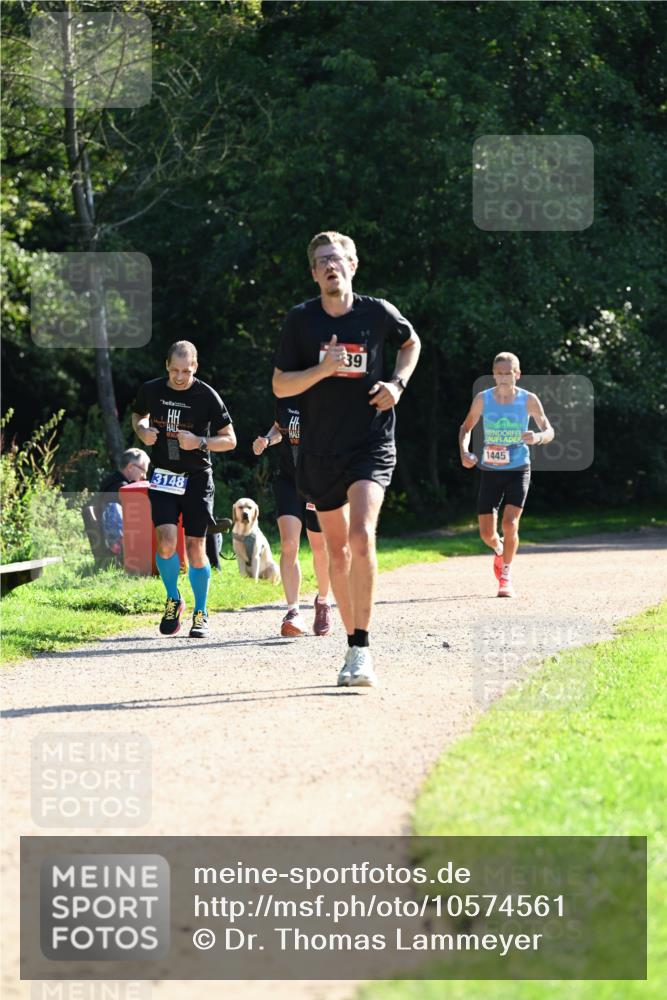27.09.2026 - 35. Volkslauf durch das schöne Alstertal Dr. Thomas Lammeyer http://msf.ph/oto/10574561 27.09.2026 11:33:05 Laufen 3148, 39, 1445 meine-sportfotos.de